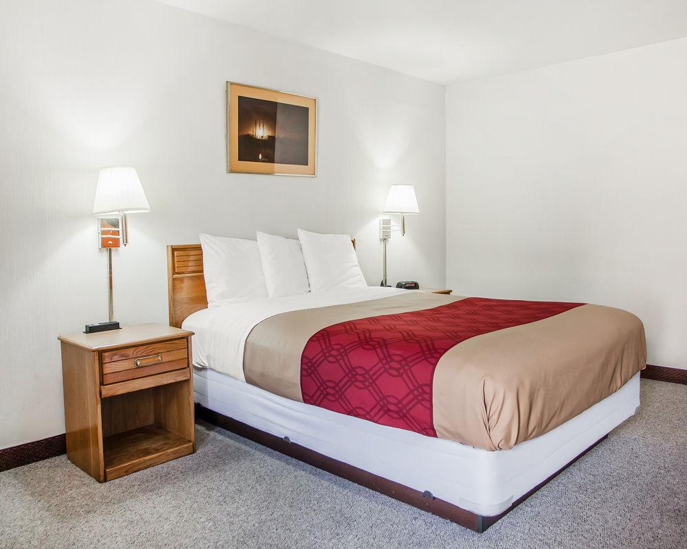 Red Roof Inn Stroudsburg Εξωτερικό φωτογραφία