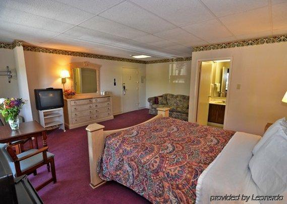 Red Roof Inn Stroudsburg Δωμάτιο φωτογραφία