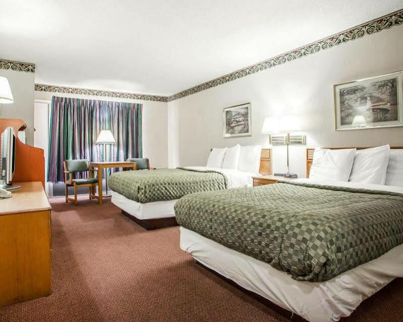 Red Roof Inn Stroudsburg Εξωτερικό φωτογραφία